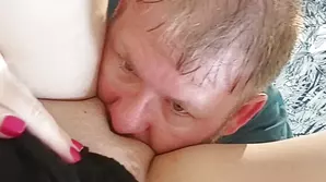 How to introduce a pet rabbit to a child interesting tips