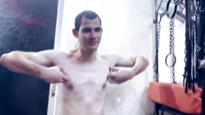 Clap for the guy with very big hands