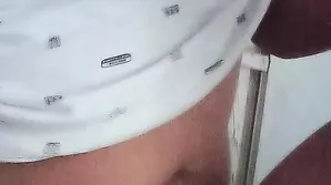 Li Keer was shot and handcuffed by the police officer