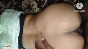 Awesome MILF beauty fucking like a slut